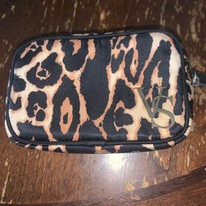 VS small makeup bag